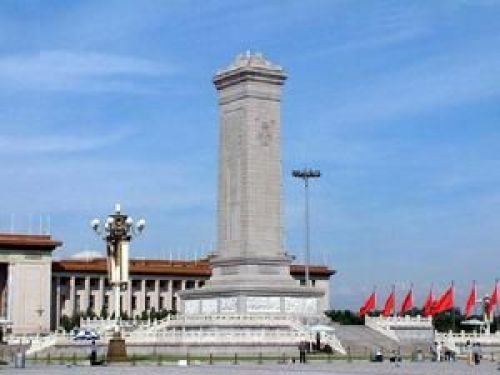 人民英雄纪念碑（高德地图）