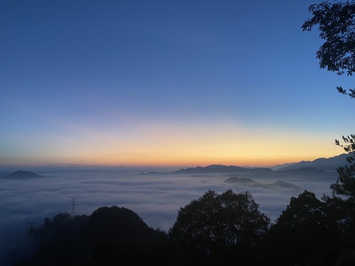 龙泉第一景