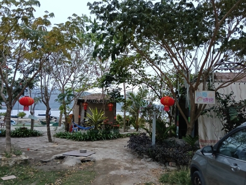 小海烧烤店