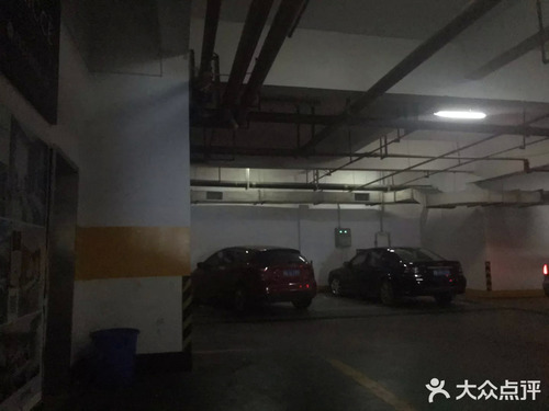 长沙奢泊艾斯酒店停车场的第2张图片的图片资料