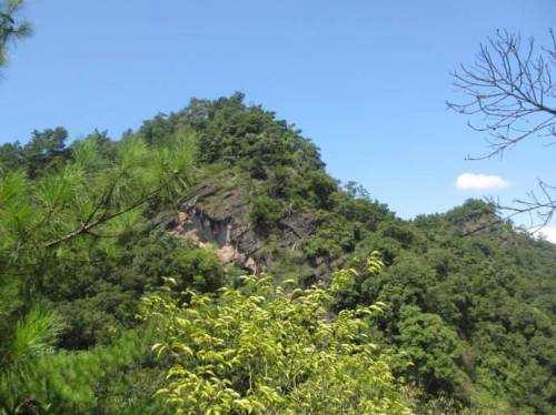 诰屏山景区