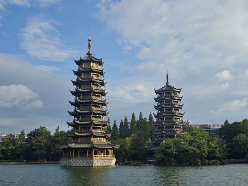 两江四湖日月湾码头