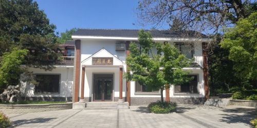 联峰山公园-莲蓬阁