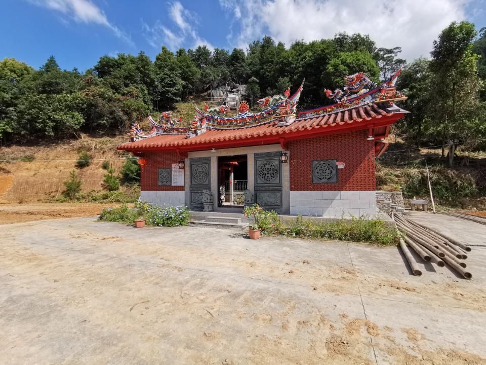 漳州华安玉峰洞观音寺实景照片