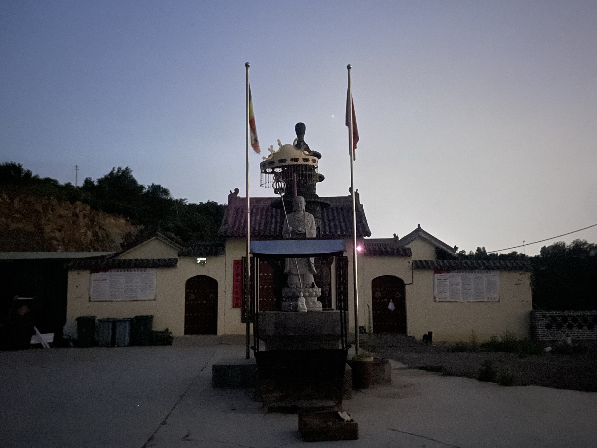 兴隆寺实景照片