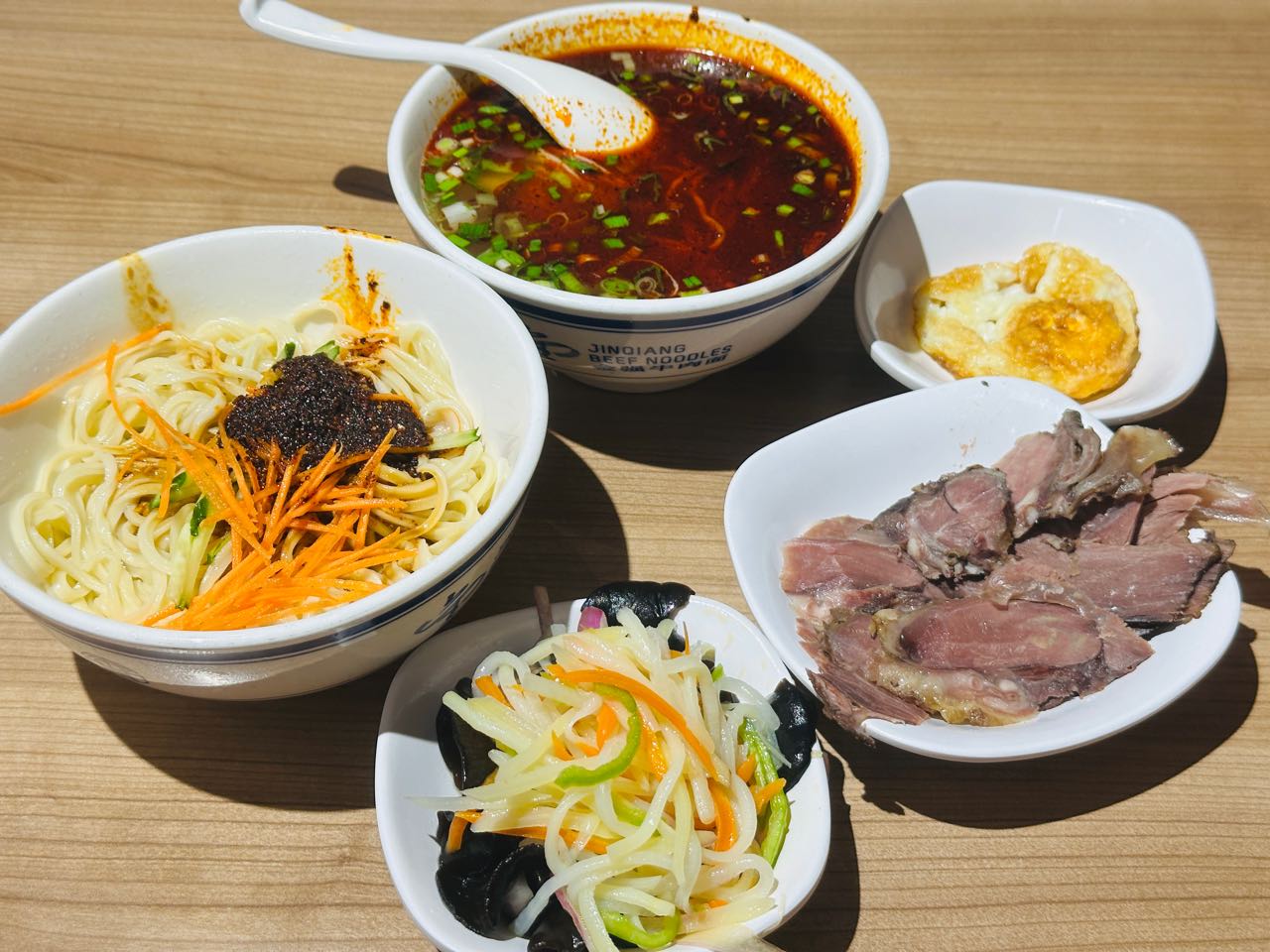 金强牛肉面长寿路店