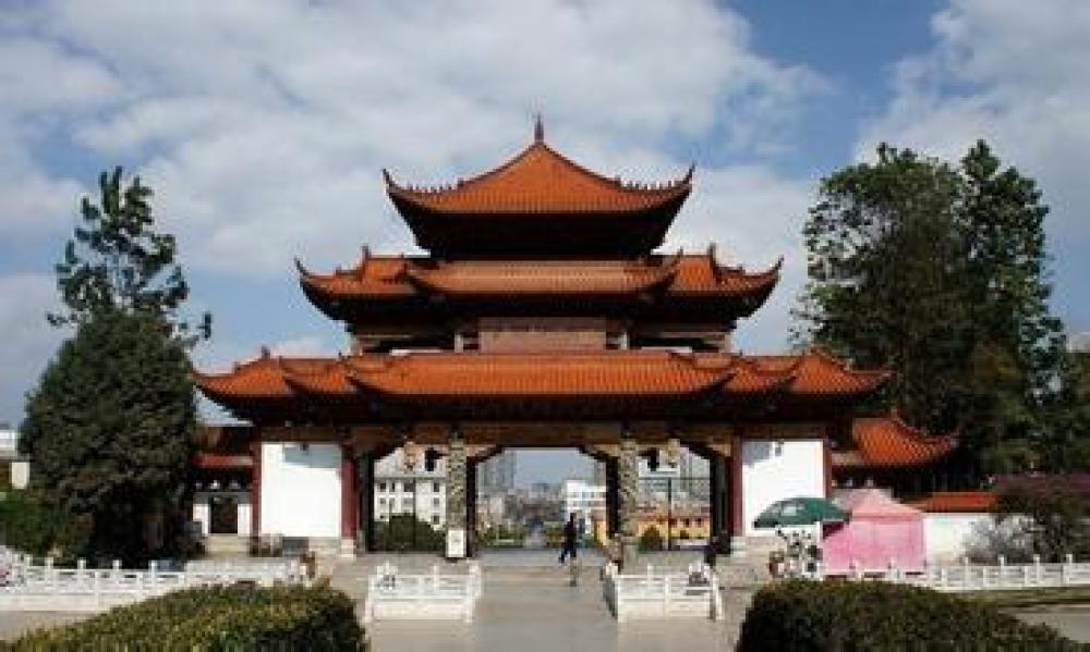 寥廓公园景点图片