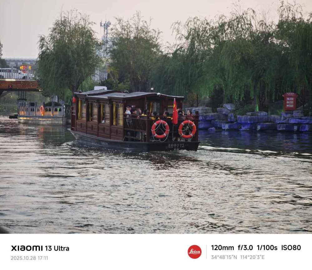汴河游船景点图片