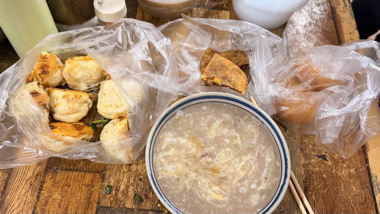 李记油茶(纬一小区店)