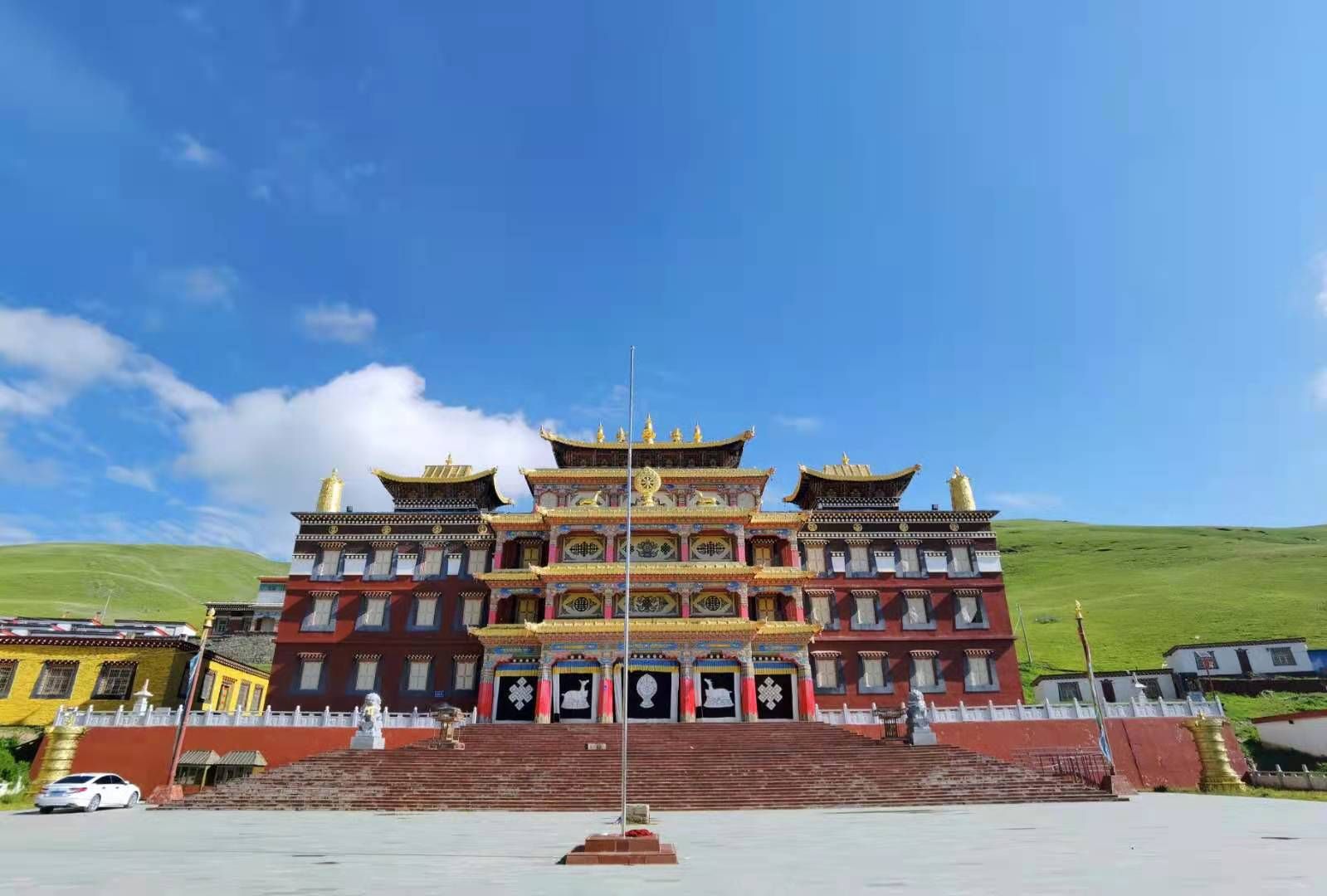 扎嘉寺实景照片