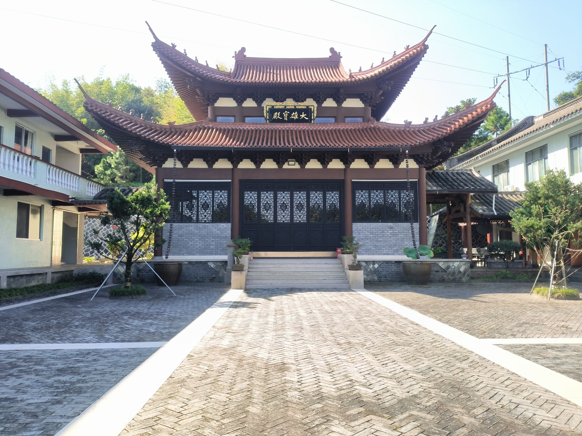 峰莲寺实景照片