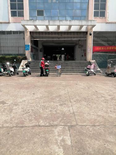 塔岭农贸市场(北源商贸广场店)