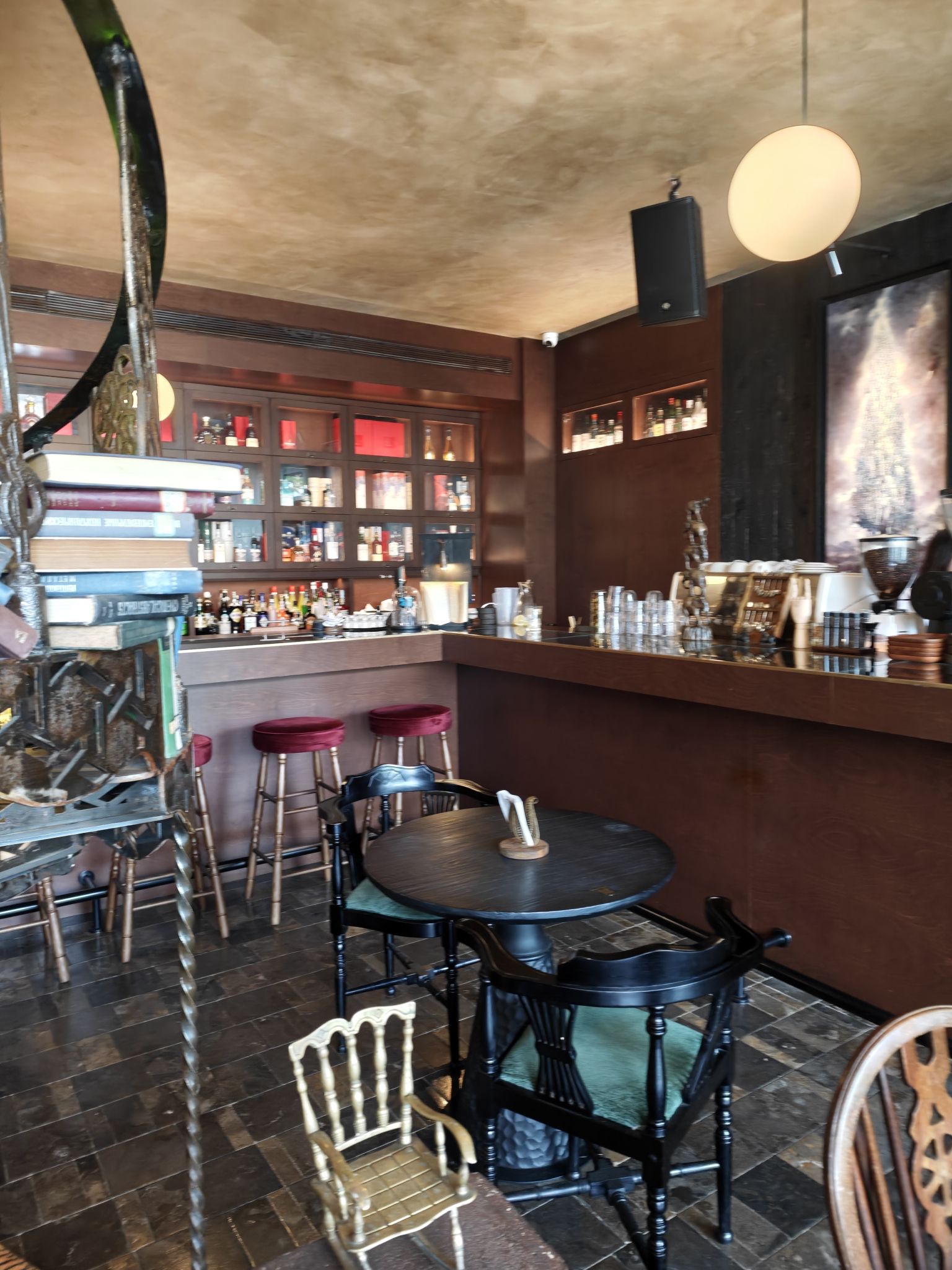黑麒麟Coffee & Alcohol