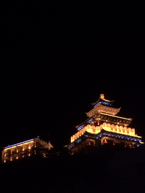 圣母殿实景照片