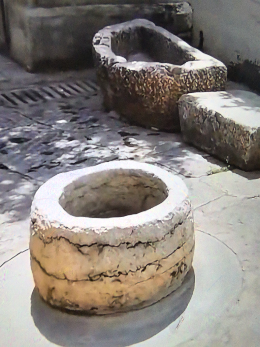 燃灯寺锅底塘井实景照片