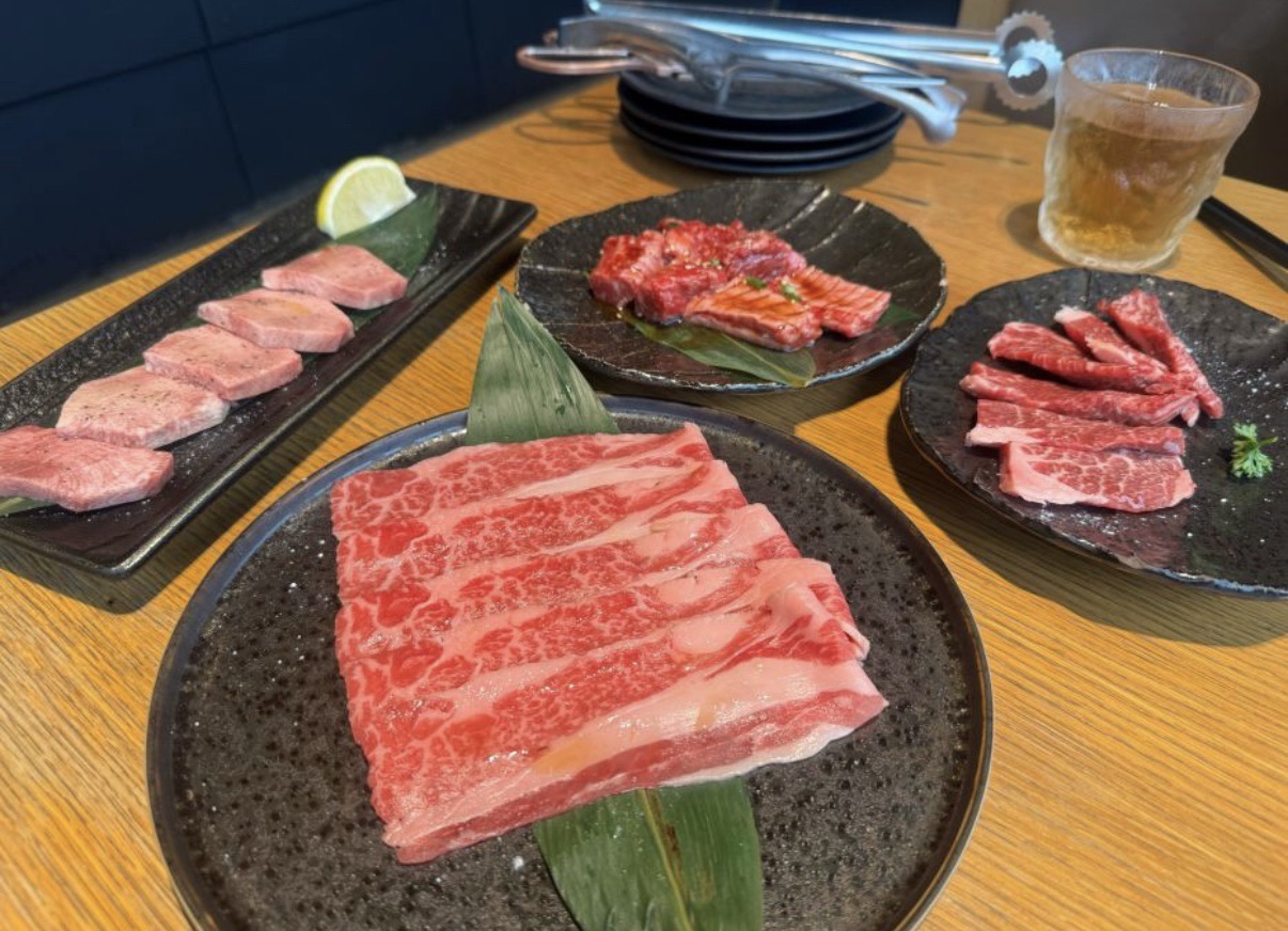 炭围日式烧肉(北辰荟江畔店)
