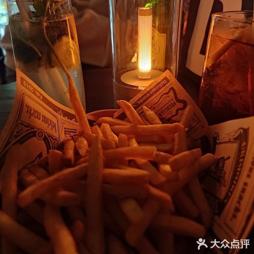 黑松露芝士炸薯条