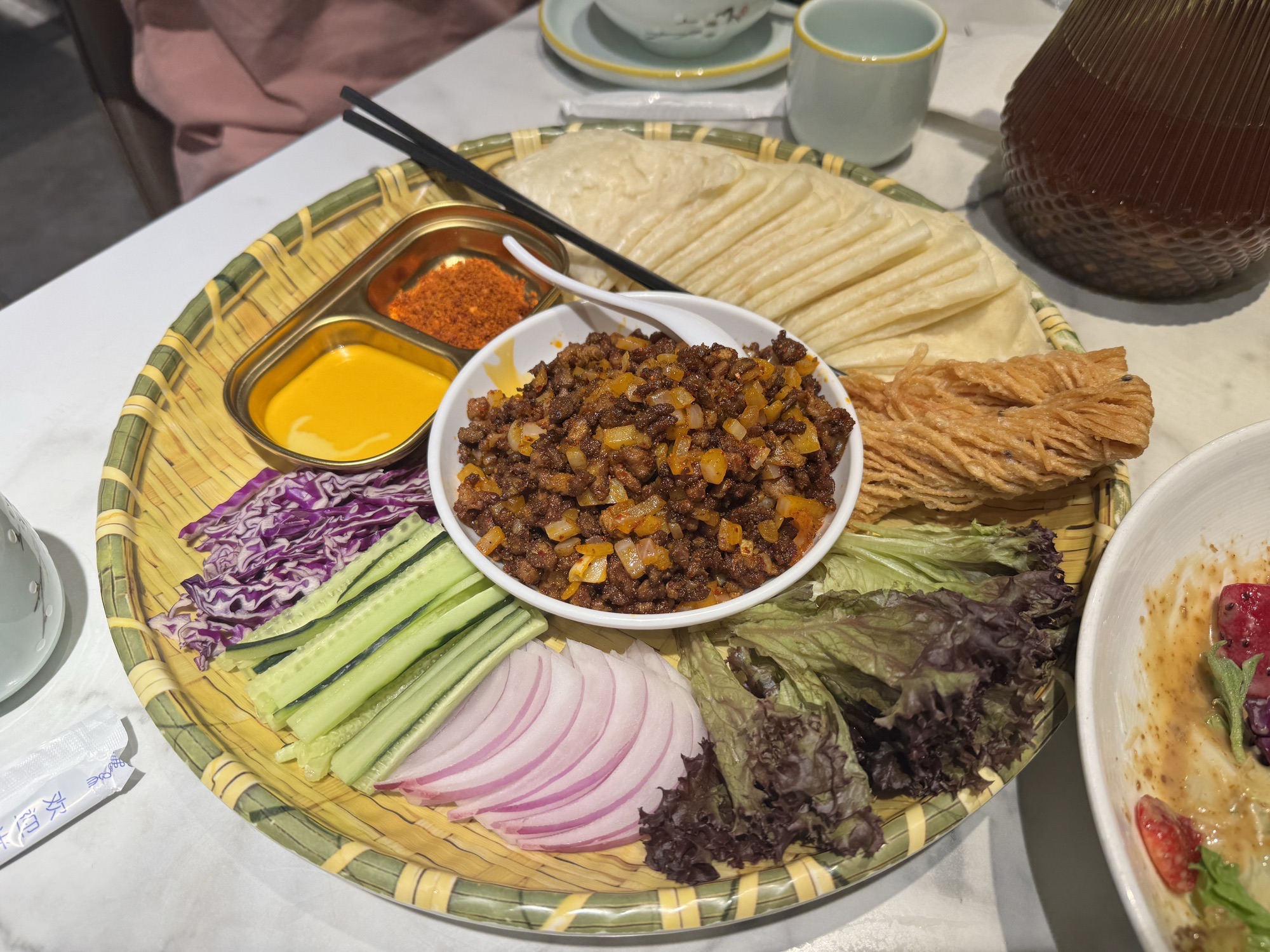 俭寨小公鸡新疆菜·大盘鸡·烧烤(天北新区店)