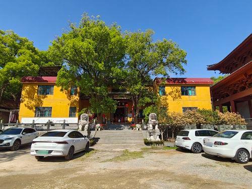 清凉山寺实景照片