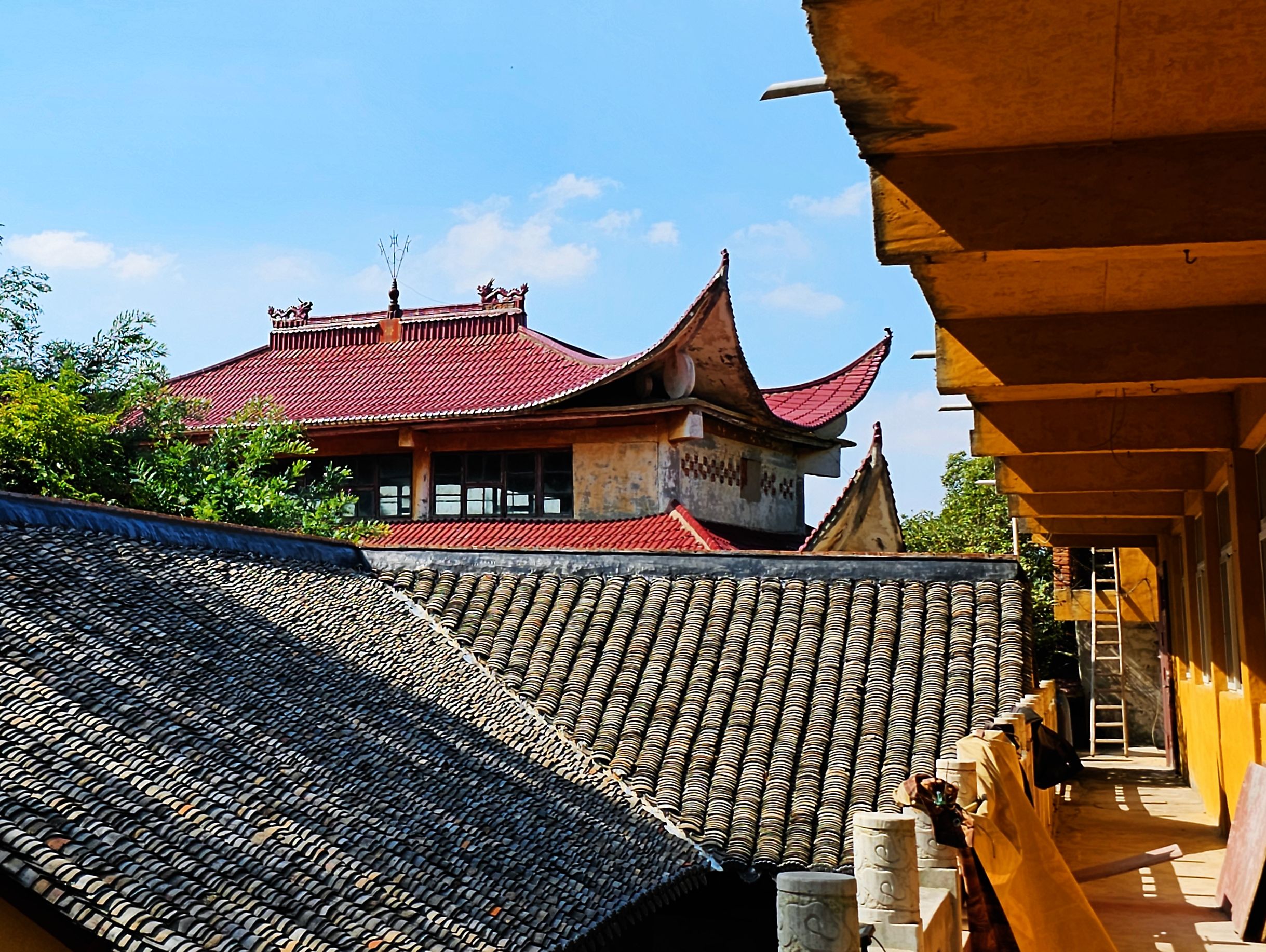 雪山洞普陀寺实景照片