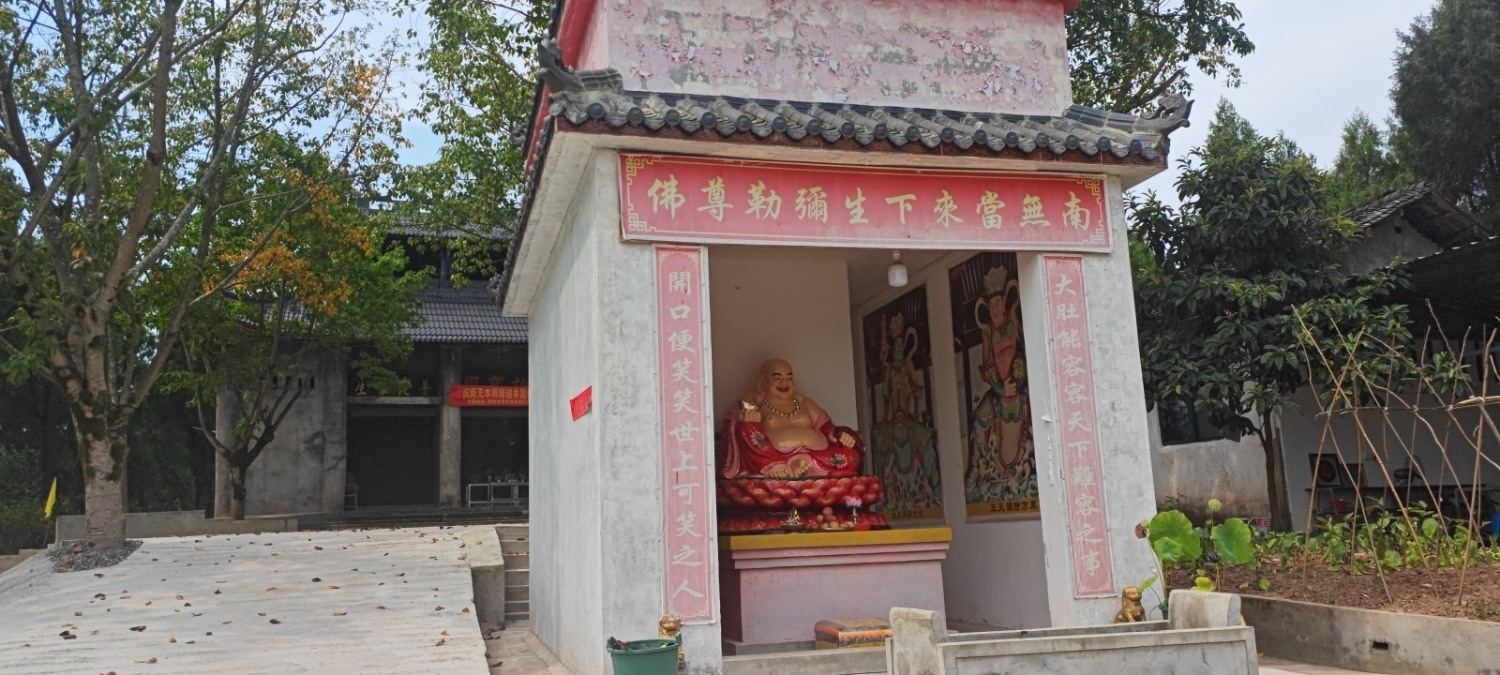 龙泉寺实景照片
