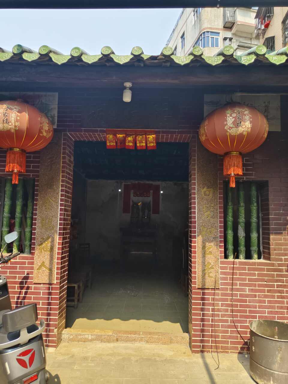 海口骑楼老街历史文化街区-福德祠实景照片
