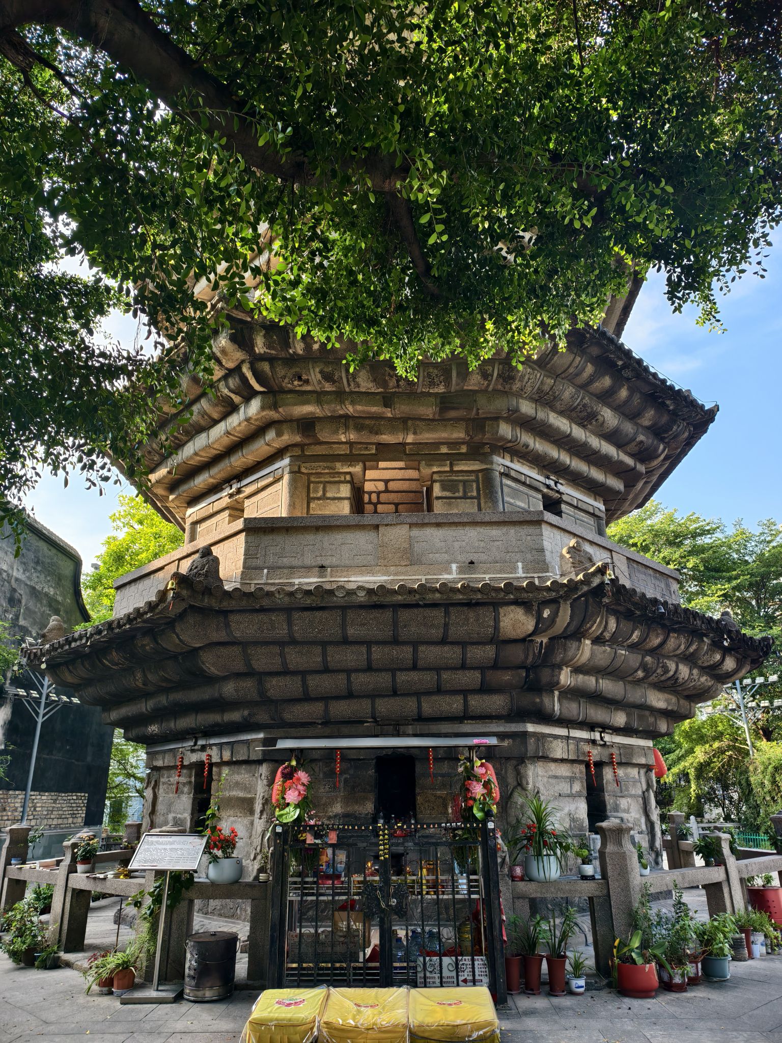 石塔祖殿实景照片