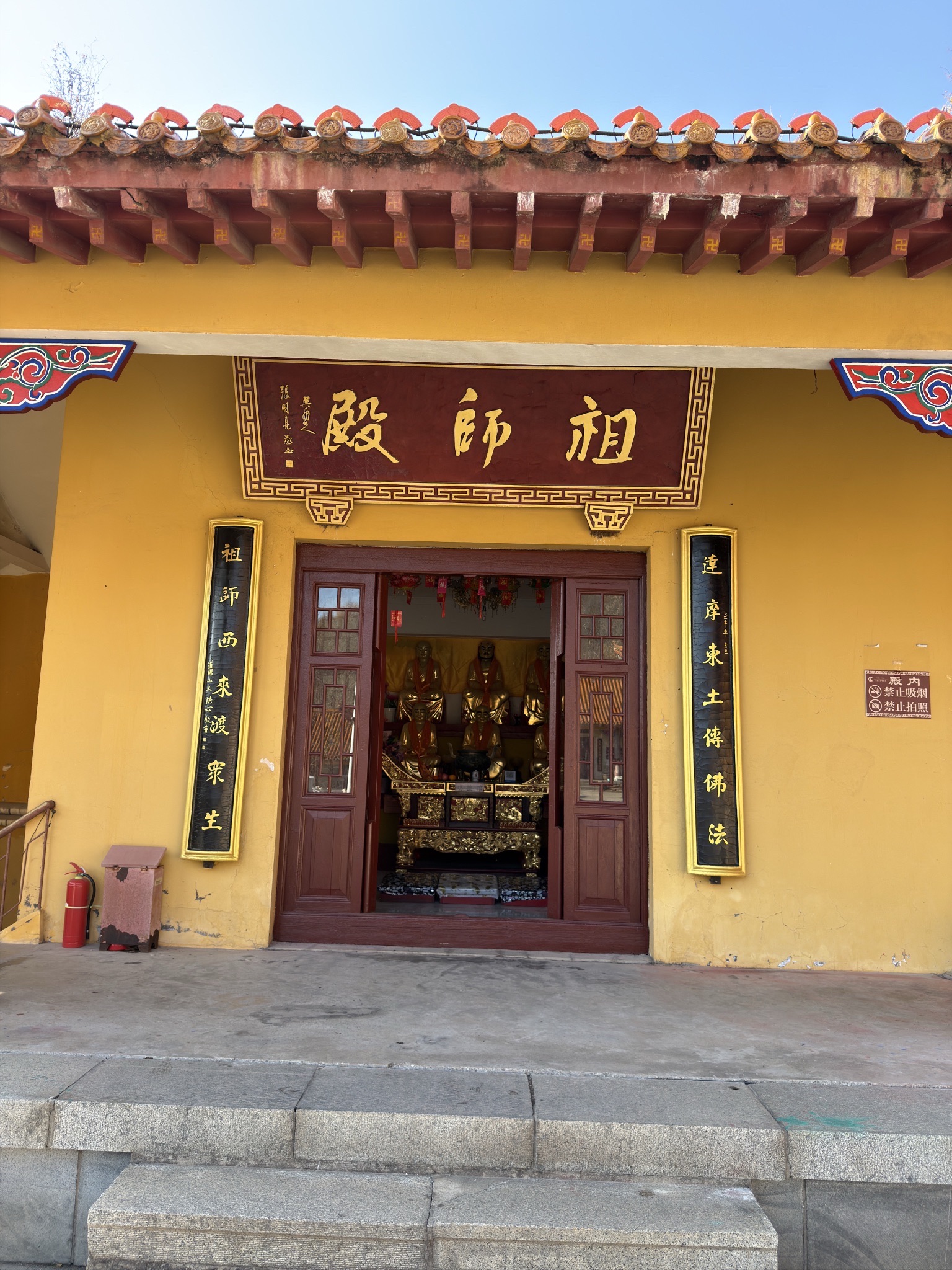 灵峰禅寺实景照片