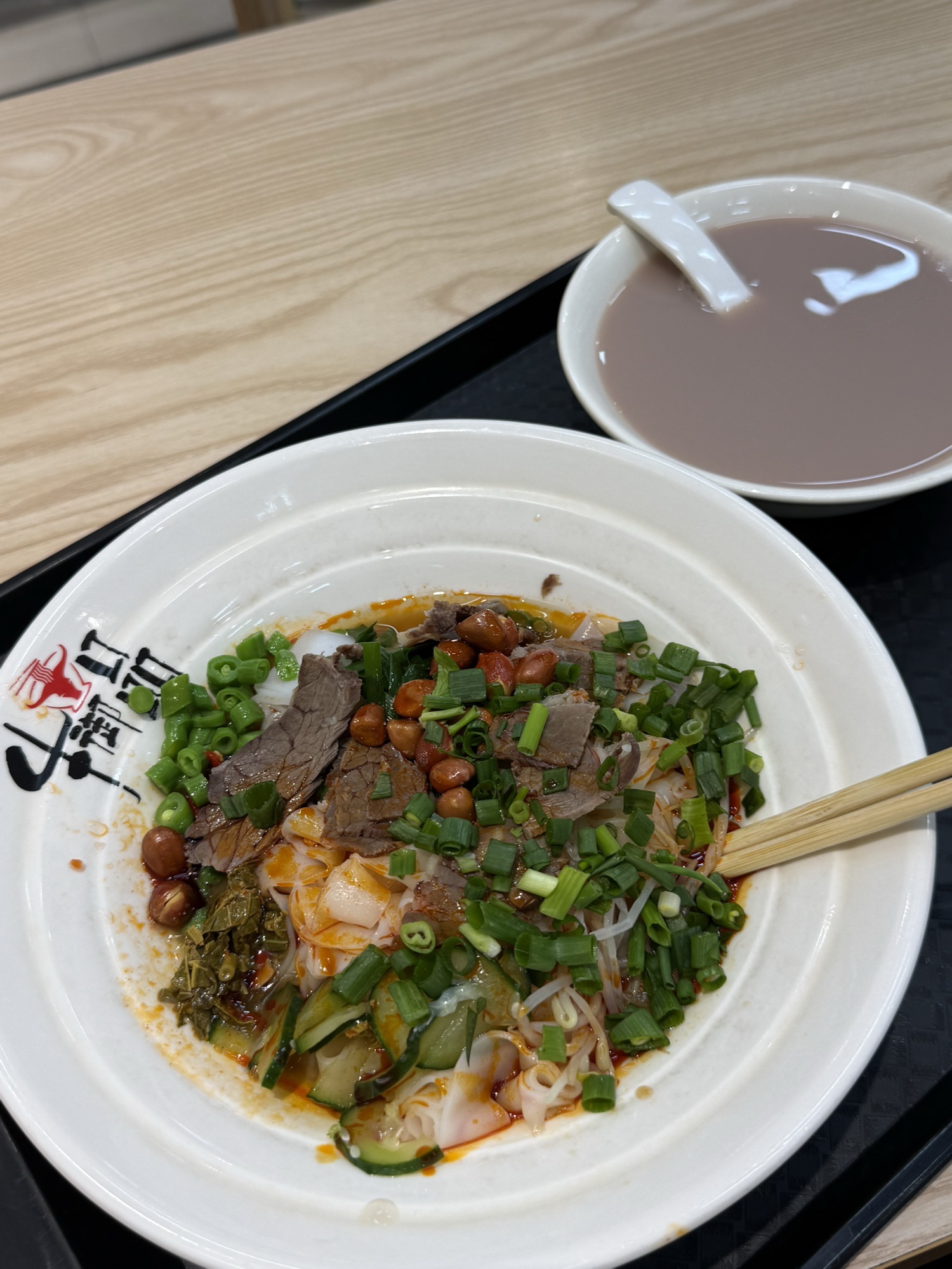 宜州十字街金城老奶米粉店/捌号地摊螺蛳粉