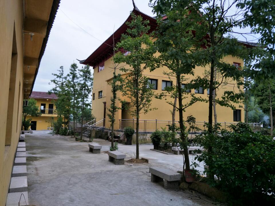 威灵禅寺实景照片