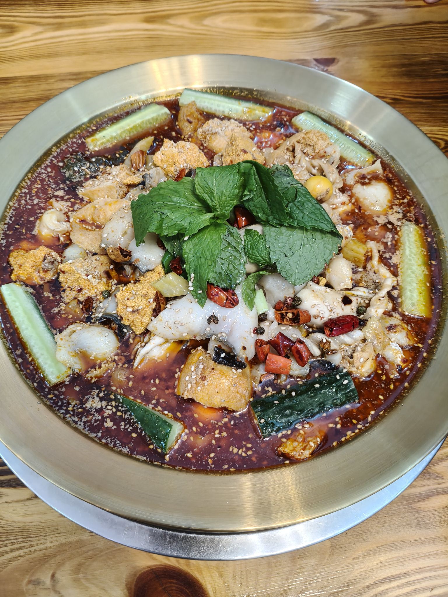 幺得·冒烤鸭·老妈蹄花(贺州店)