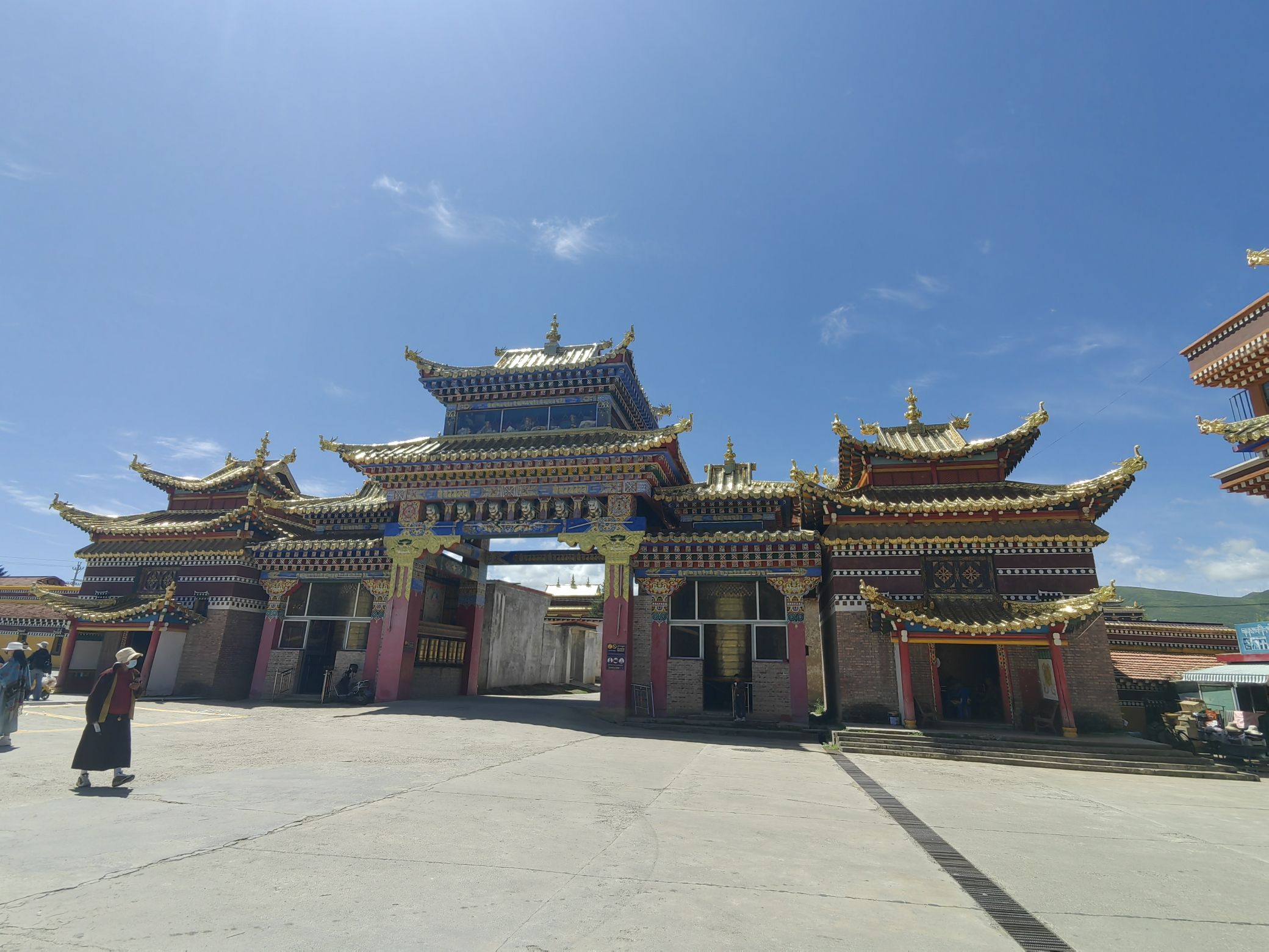 觉囊赛格寺实景照片