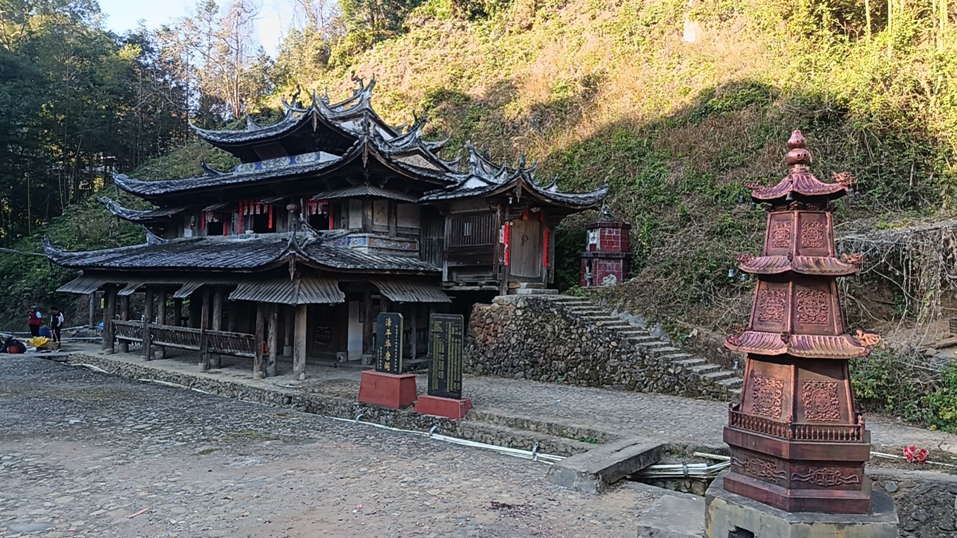 新桥镇义宅村神功殿实景照片