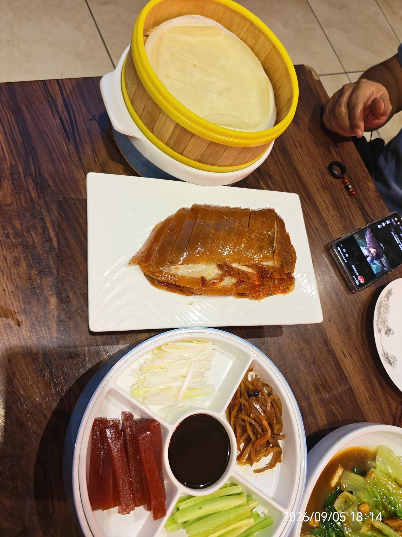 百膳居烤鸭楼(文体路店)