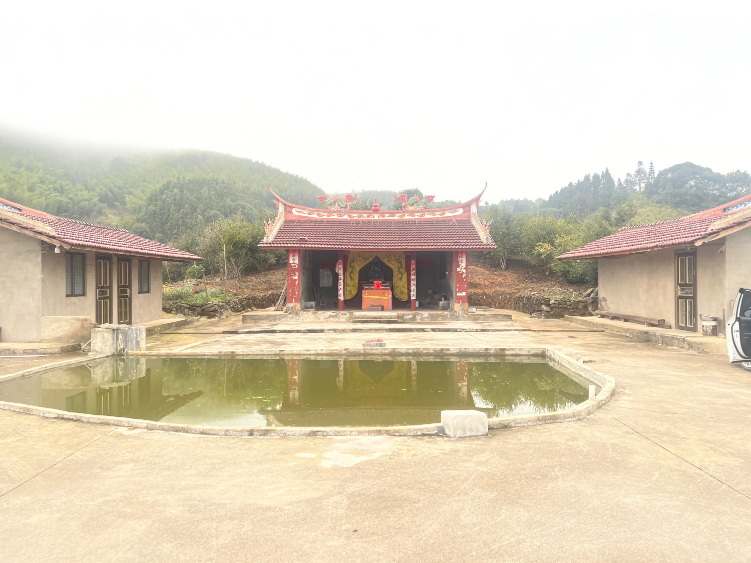 庙宇实景照片