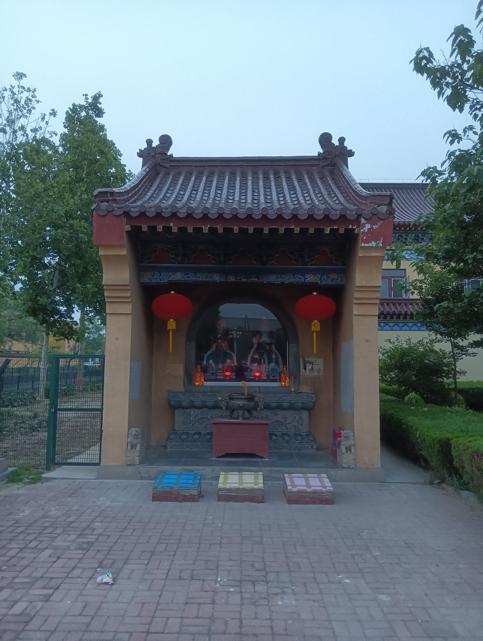 土地庙实景照片