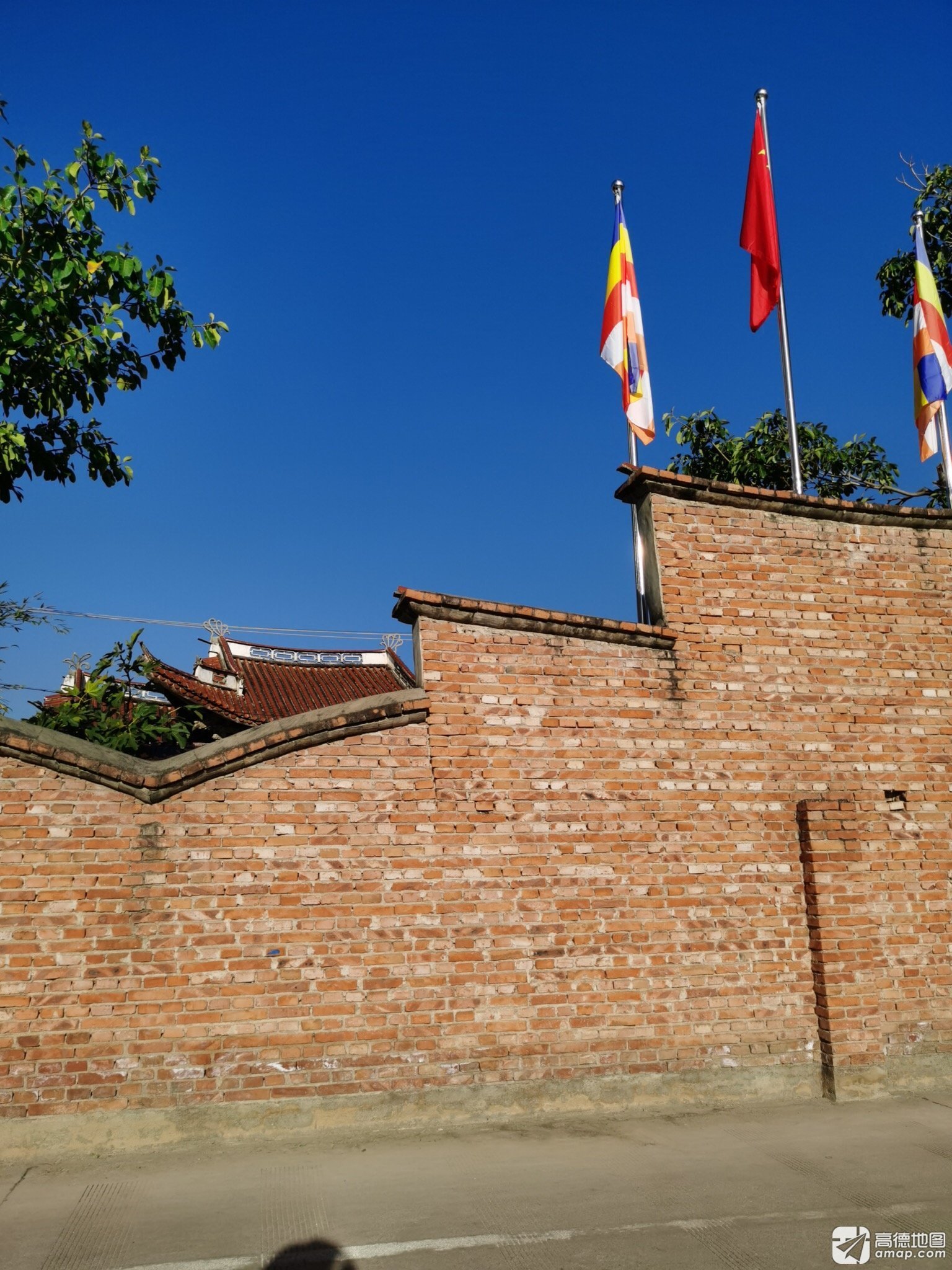 宝莲寺实景照片