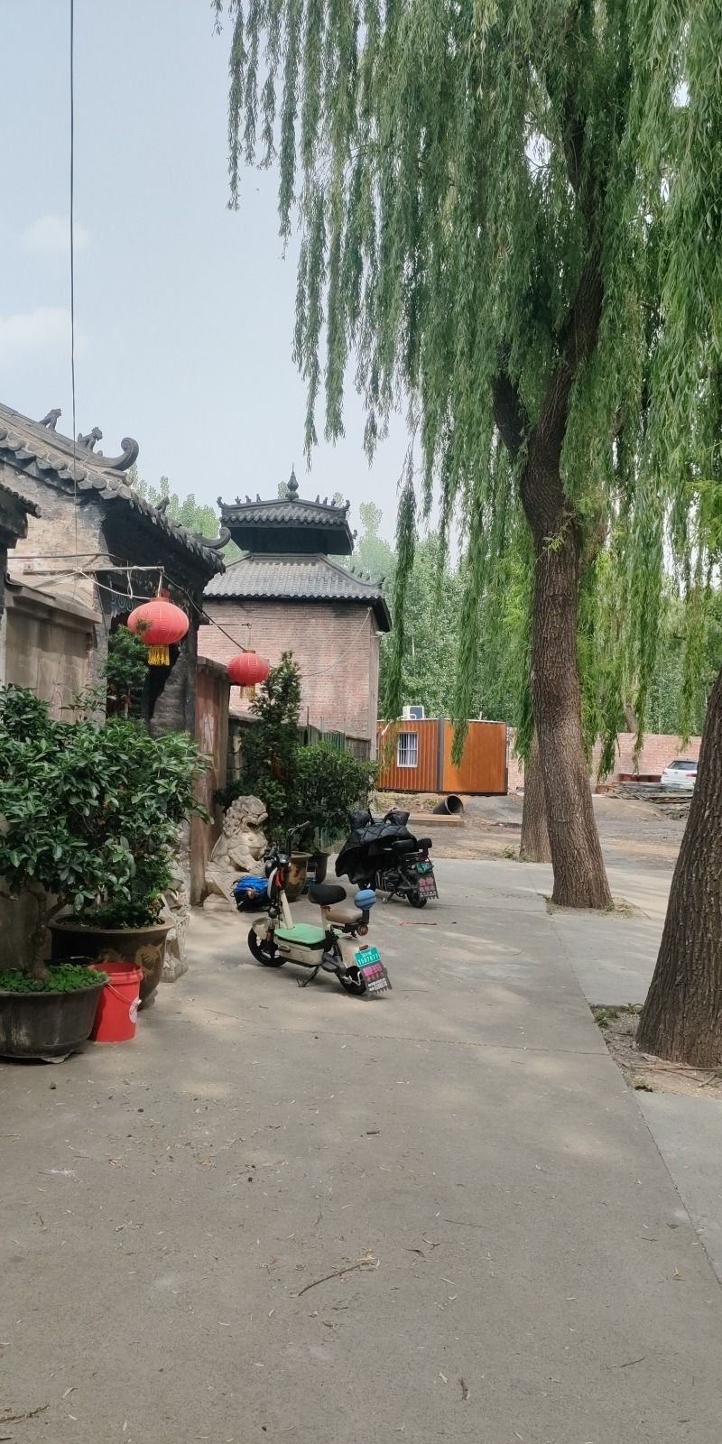 圣水泉庙实景照片