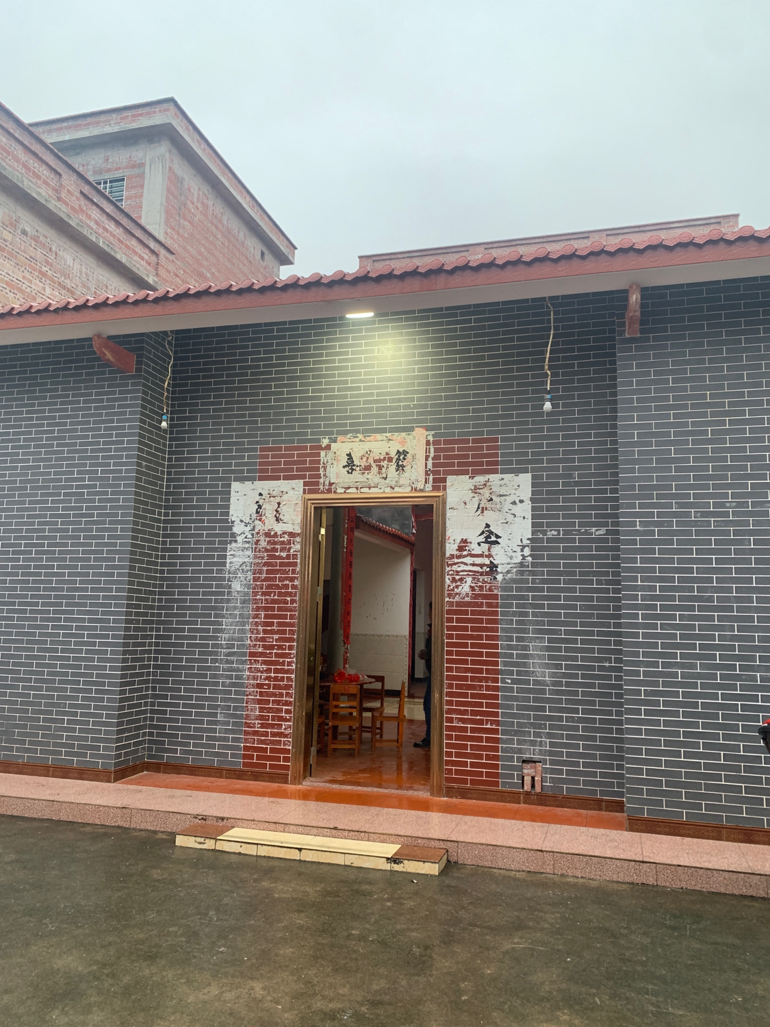 盐水何氏祠堂实景照片