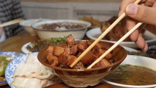 笨老四·十二道春味·百姓食堂