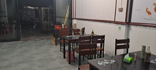 荣美牛腩粉店