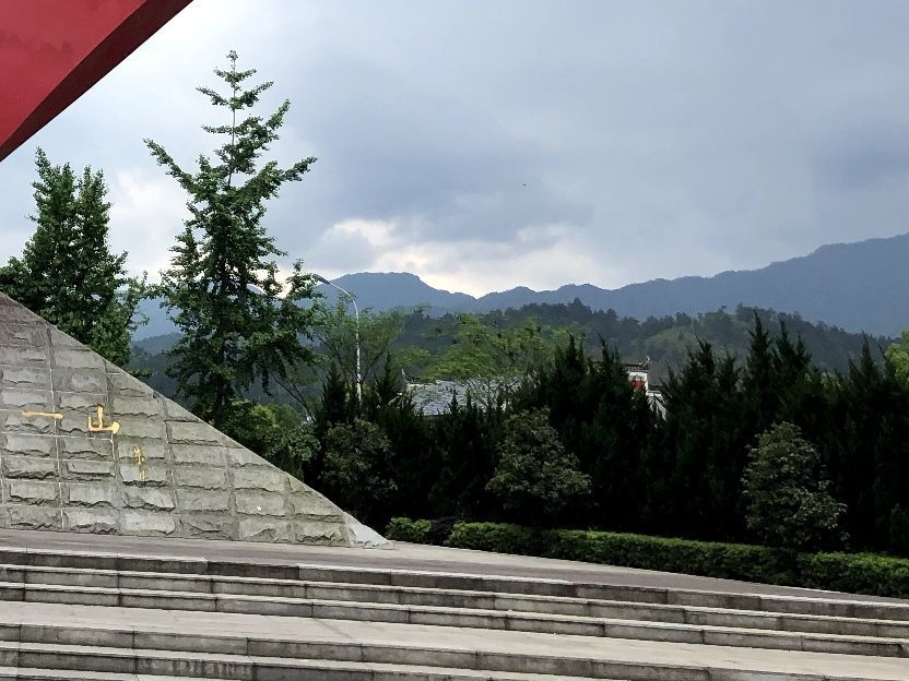 百公庙实景照片
