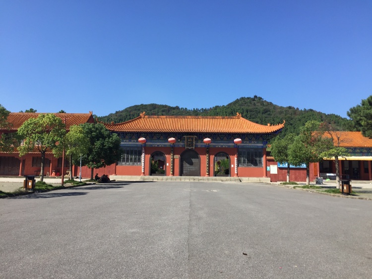 灵泉寺实景照片