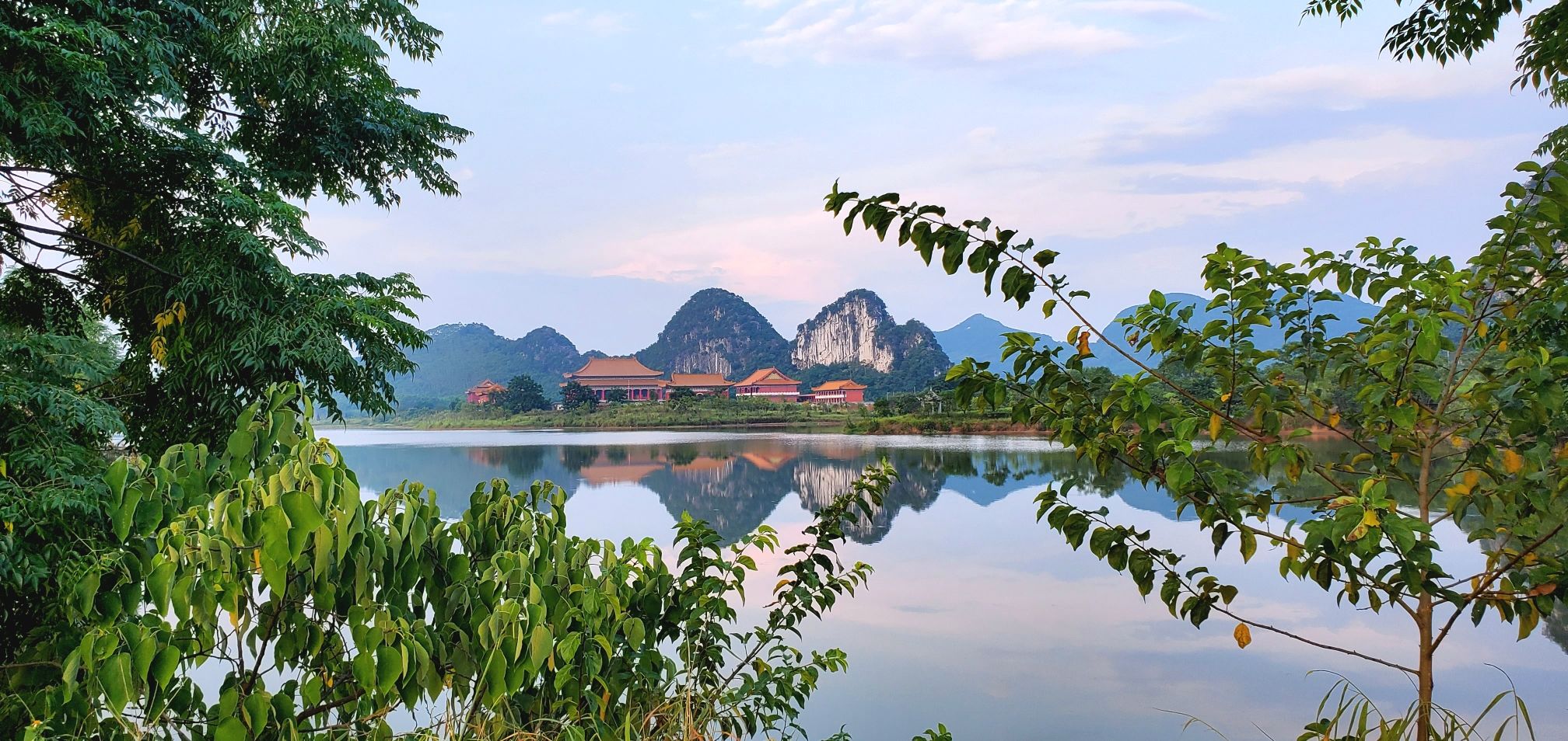 灵岩寺实景照片
