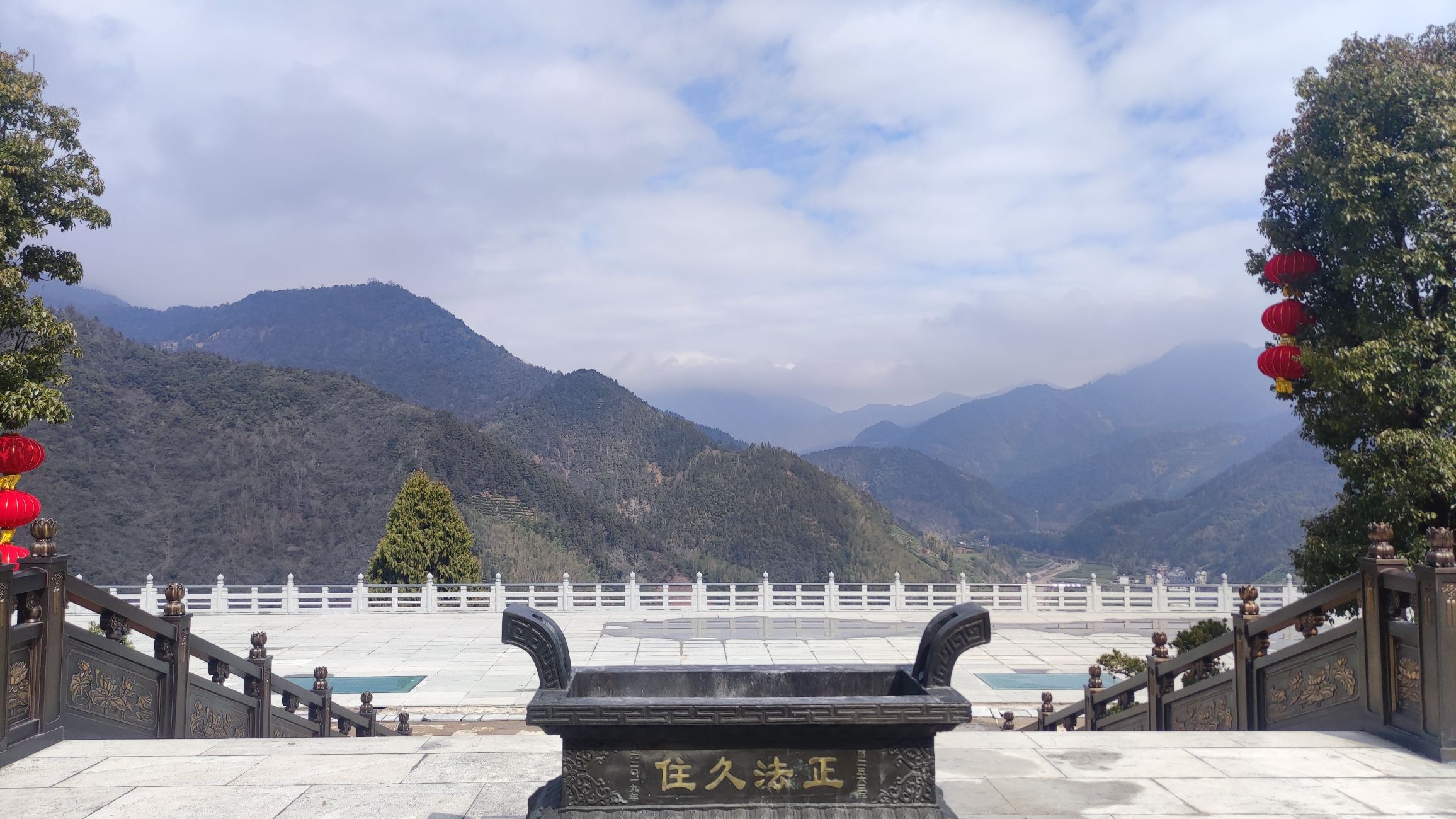 施姑山寺实景照片