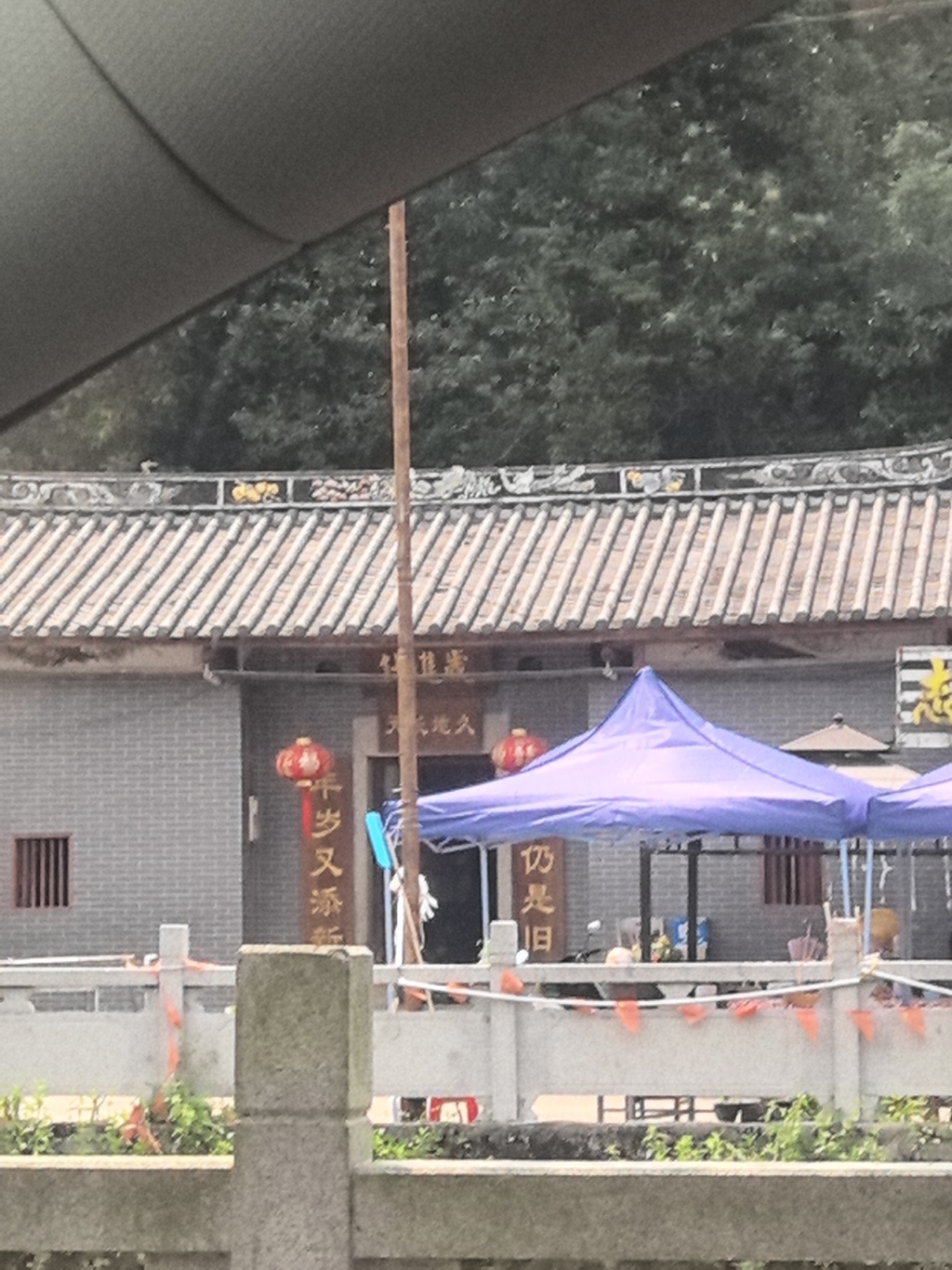 蒙花布祠堂实景照片