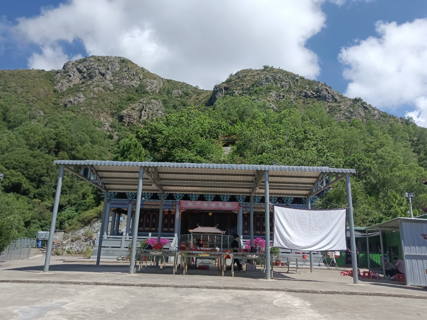 法留山开天老母殿实景照片