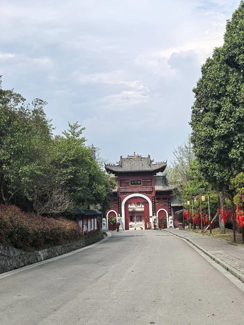 仙佛寺实景照片