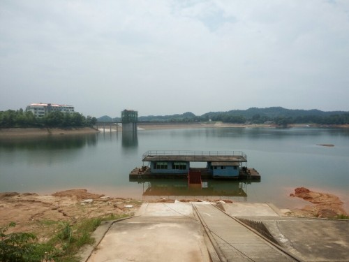 上游湖风景区旅行图片 2