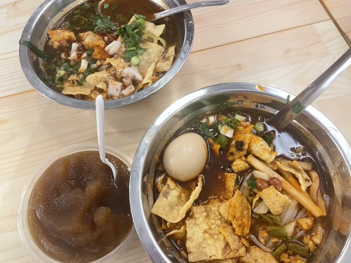 柳州肥姨妈大骨螺蛳粉(世纪步行街店)